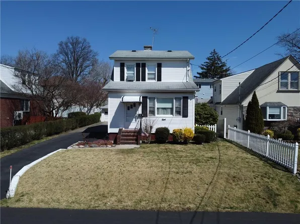 125 Raritan Ave, Staten Island, NY 10304