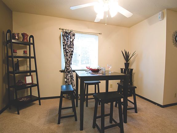 3rd image of 2853 W 39th St APT 102