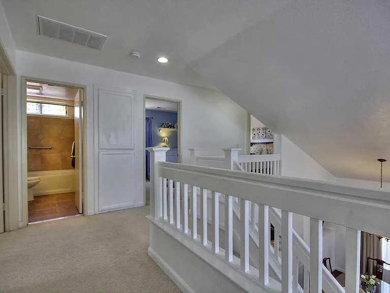 43120 Brighton Cmn — Photo 13