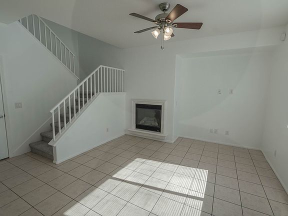 3rd image of 28012 Catherine Dr