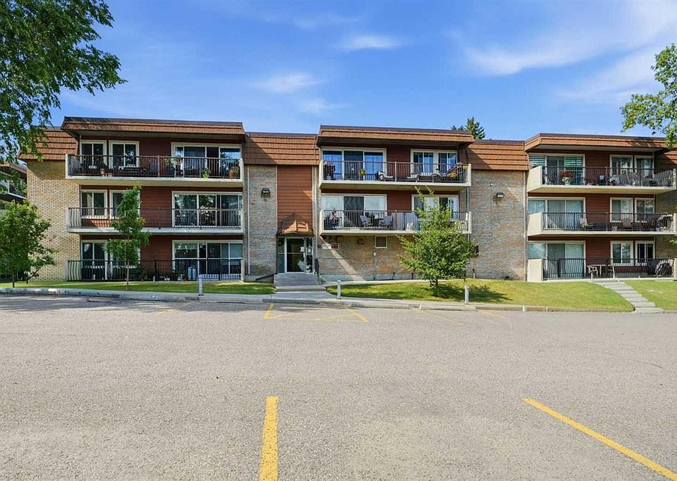1st image of 231 S Heritage Dr SE #75D