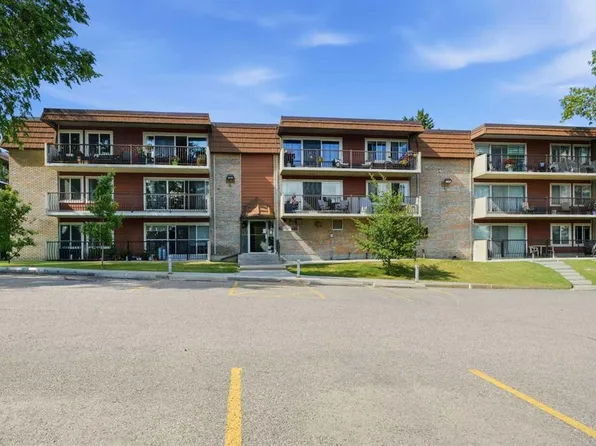 231 S Heritage Dr SE #75D, Calgary, AB T2H 1N1