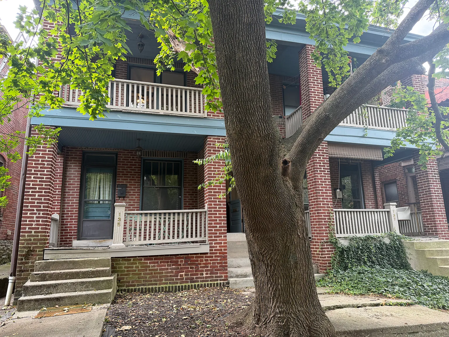 2 bed, 1000 sqft, $1,600 — Photo 1