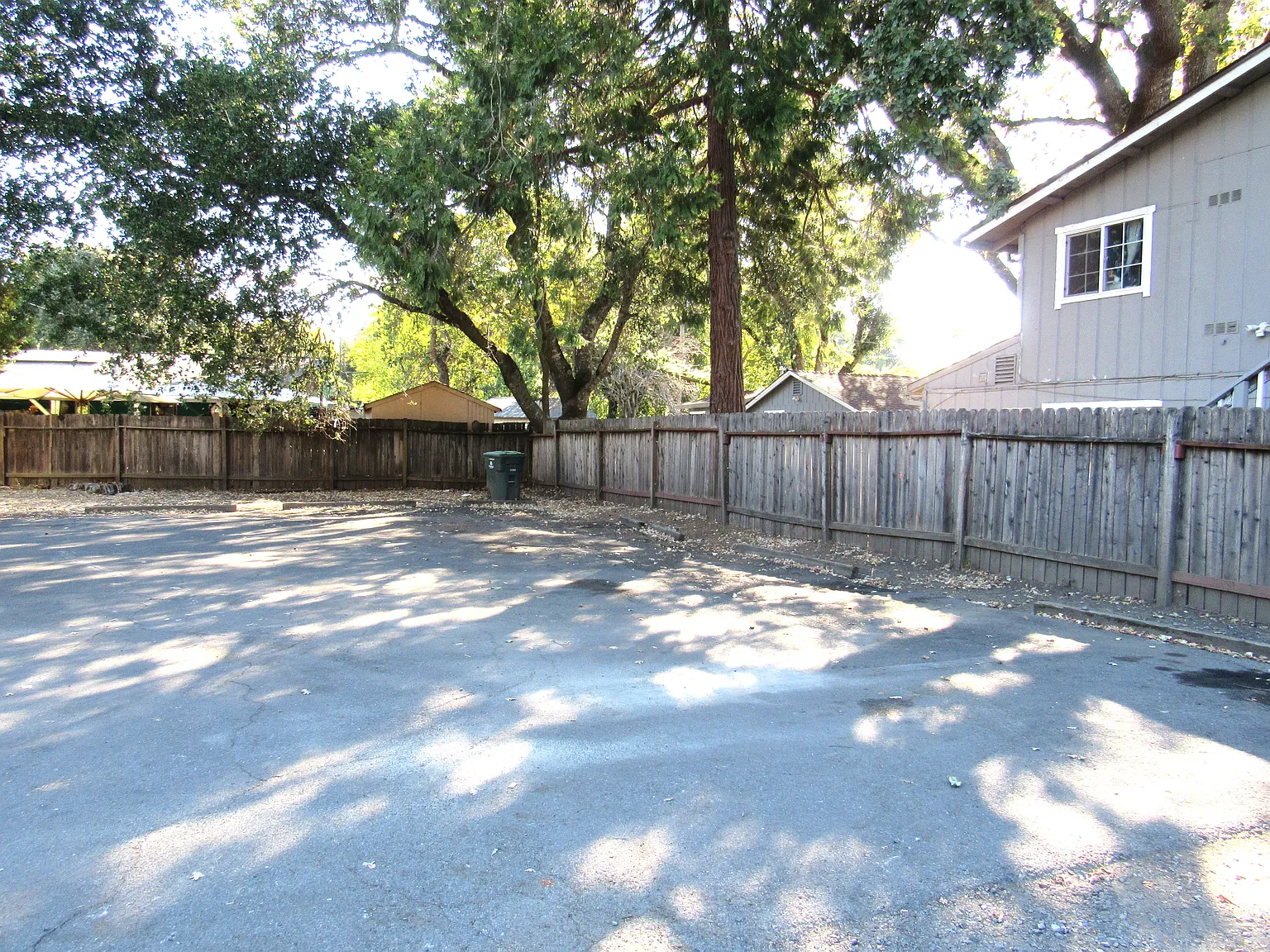 1 bed, 800 sqft, $2,100 — Photo 2