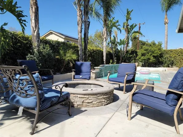 2122 N Wright St, Santa Ana, CA 92705