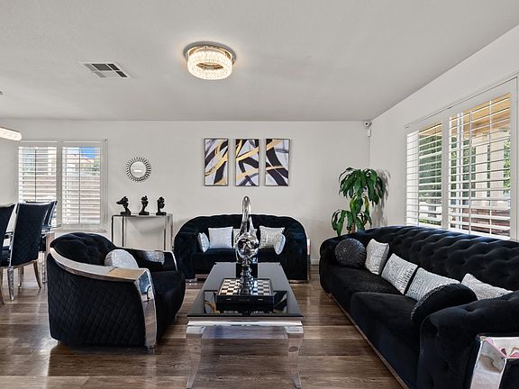 5th image of 39252 Botticelli Dr