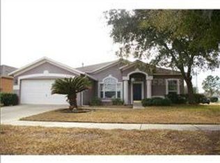 4601 Compass Oaks Dr, Valrico, FL 33596