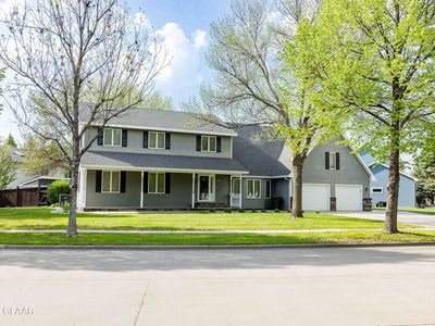 3378 Primrose Ct, Grand Forks, ND, 58201