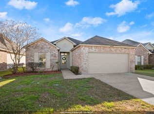 25350 White Lake Ave, Livingston, LA 70754