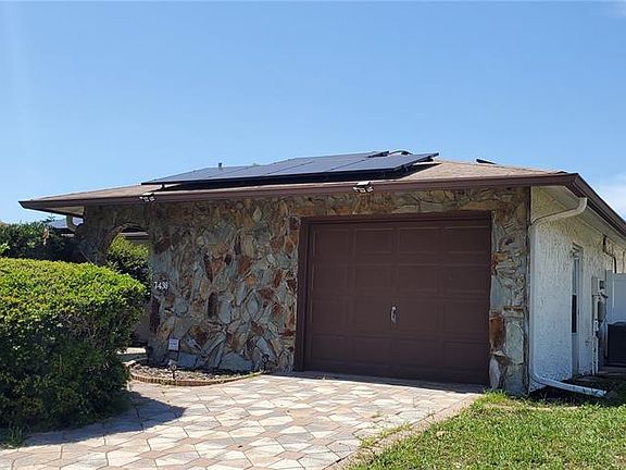 5th image of 7438 Lake Forest Cir