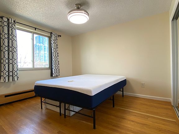 5th image of 148 S Emerson St APT 304