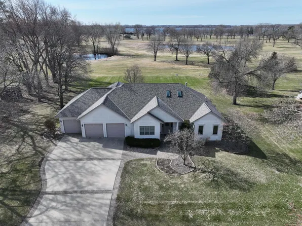 417 Golf Ter, Litchfield, MN 55355