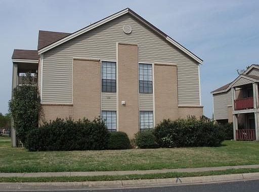 2nd image of 1114 Autumn Cir