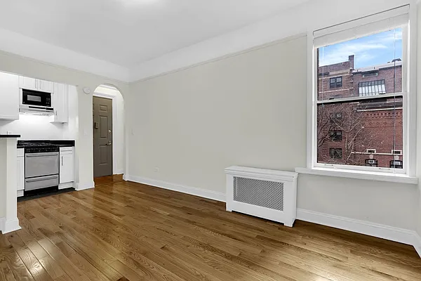 Rented by Cooper & Cooper Real Estate | media 15