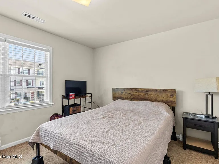 416 Caldwell Loop — Photo 8