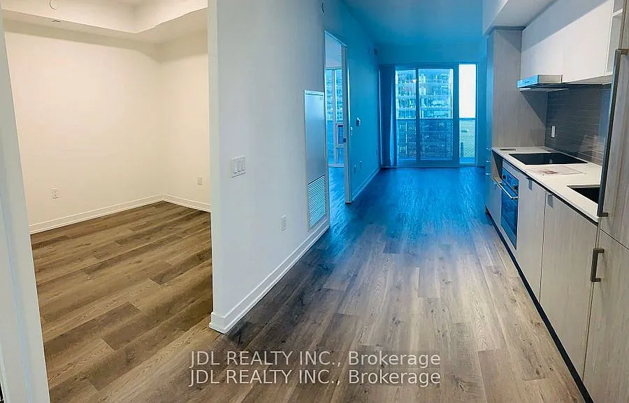 2 bed, $2,600 — Photo 4