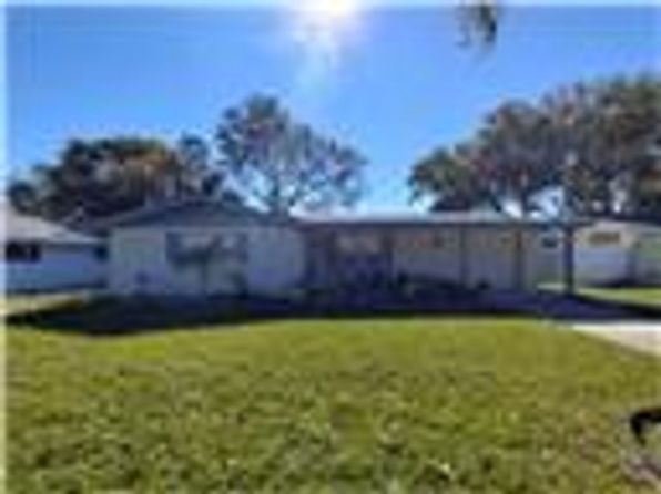 7552 Cumber Dr