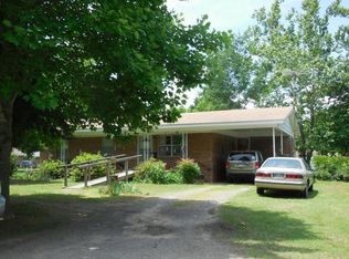 106 Frederick St, Dardanelle, AR 72834