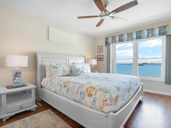 464 N Paula Dr, Dunedin, FL