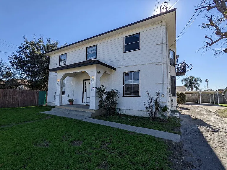 780 E 9th St #780 — Photo 14