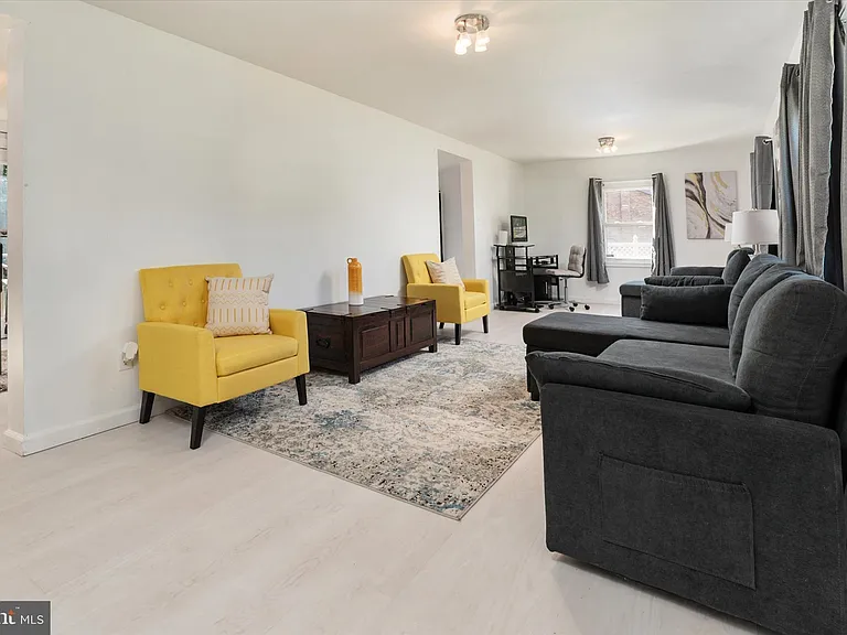 108 Wilson Rd — Photo 5