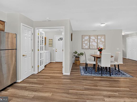 5th image of 5378 Red Cedar Ct