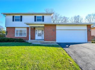 700 Silverleaf Dr, Dayton, OH 45431