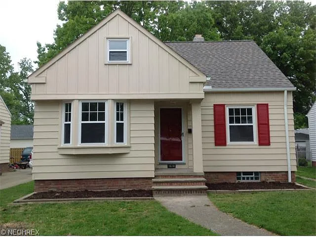 1614 Mayview Ave photo 1