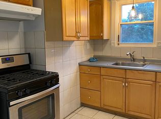 21 Spokane St, Providence, RI 02904