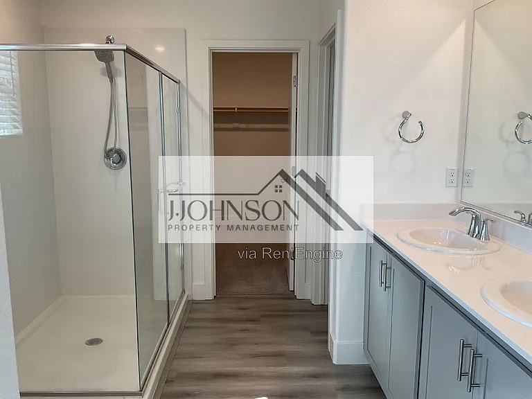 1160 Richardson Rd — Photo 5