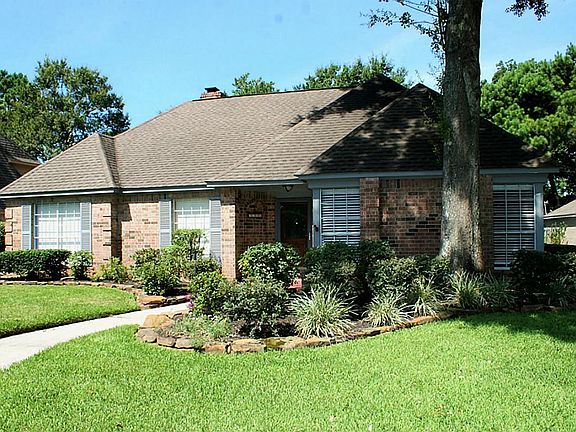 2nd image of 3211 Manor Grove Dr