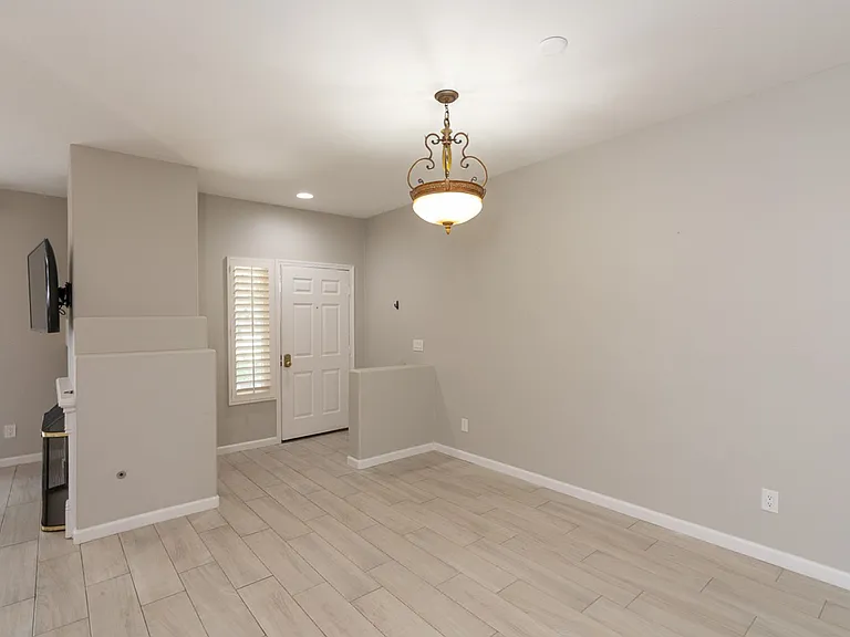 11930 Black Mountain Rd #12 — Photo 12