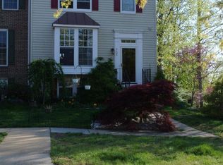 6485 Sharps Dr, Centreville, VA 20121