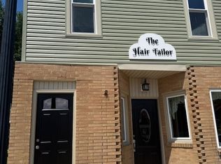 11 1/2 E Main St #UP, Seville, OH 44273