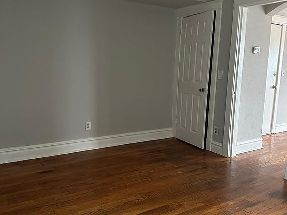 2nd image of 5807 S Broadway Floor 2