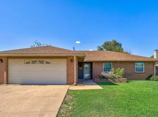 7109 NW Ash Ave, Lawton, OK 73505