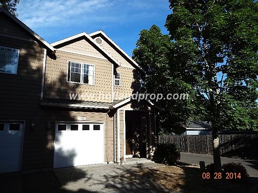 1st image of 7144 SE Westcott Ln