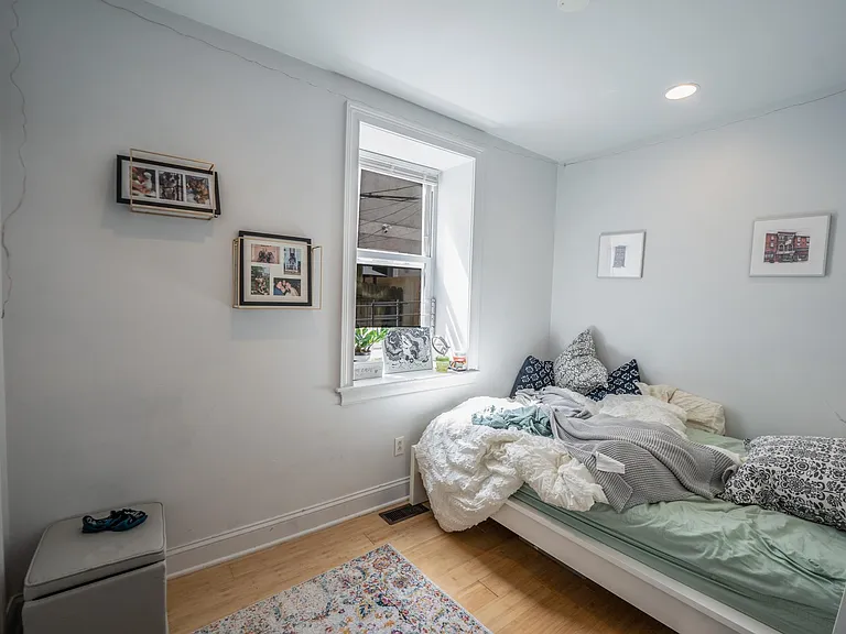 1528 Brown St #1 — Photo 13