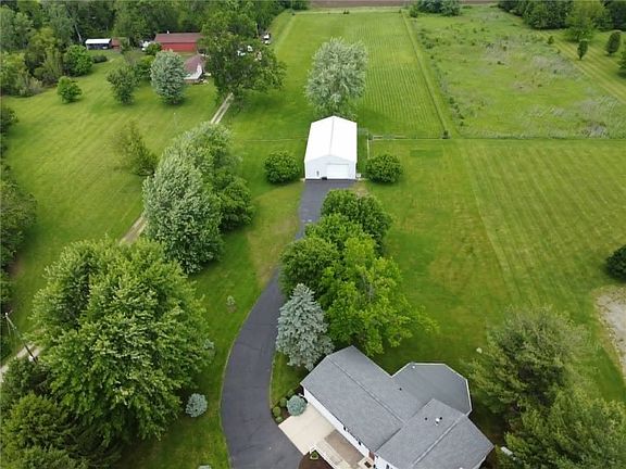 2nd image of 2974 Greentree Rd