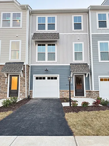 5977 Cling Ln Photo 1
