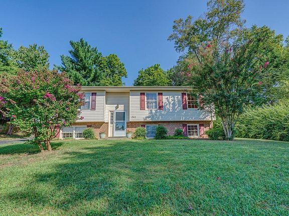 2nd image of 240 Camelia Dr