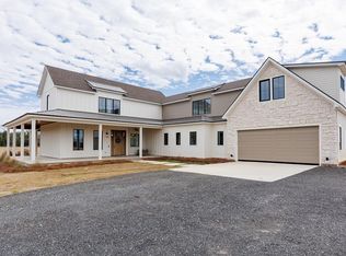 5546 State Highway 122 E, Hahira, GA 31632