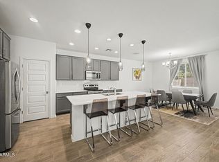 905 S CANAL Drive #14, Chandler, AZ 85225