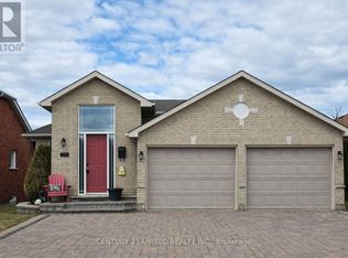 1358 Haggis Dr #2, Peterborough, ON K9K2S7