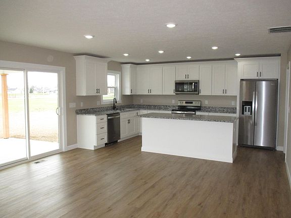 5th image of 315 Margaret St