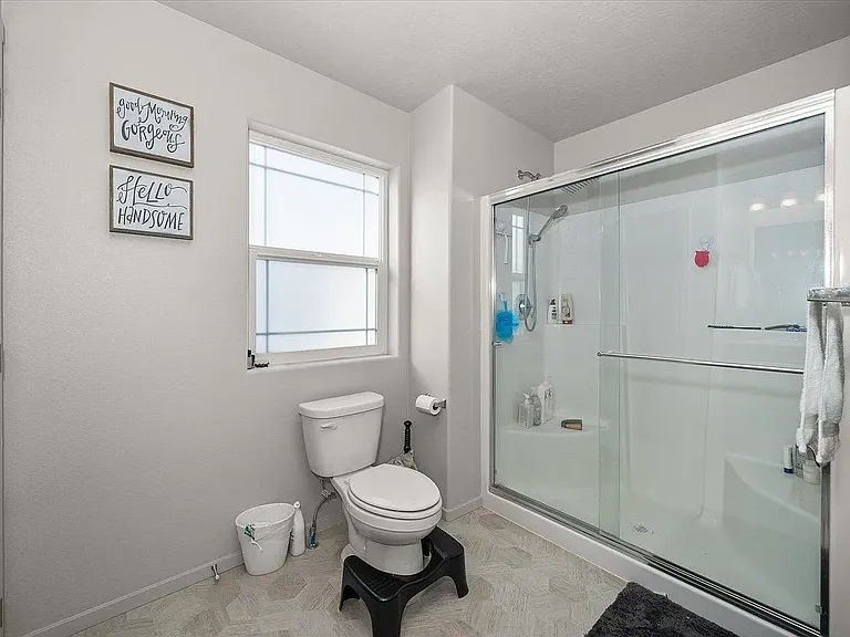 203 S Horton St — Photo 24