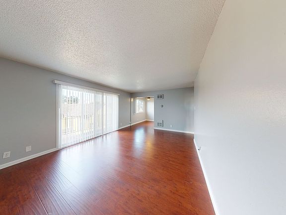 4th image of 1627 High St APT 210