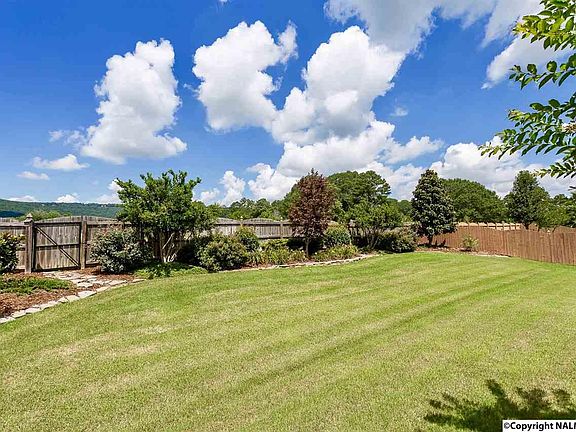 4th image of 8518 Rolling Oaks Dr SE