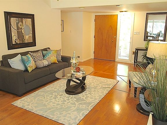 3rd image of 1711 Harian Way