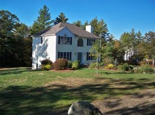 59 Mayflower Ln, Rochester, MA 02770